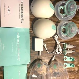 Willow generation 3 pump with reusable containers